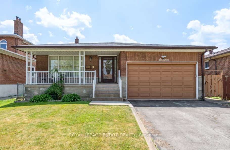17 Altair Avenue, Toronto, ON M1W 2R1