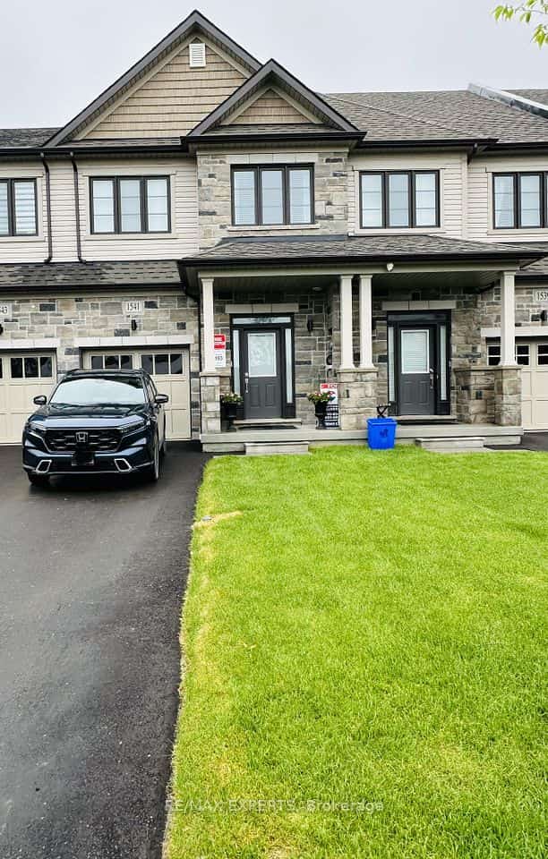 1541 Wheatcroft Drive, Oshawa, ON L1L 0W5
