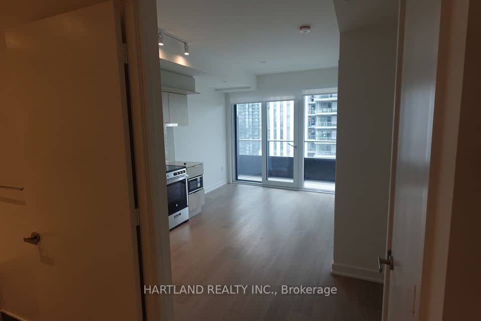 448 W Burnhamthorpe Road W, Mississauga