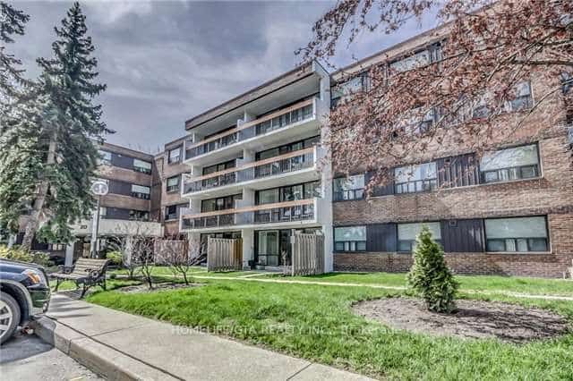 20 Sunrise Avenue #308, Toronto, ON M4A 2R2