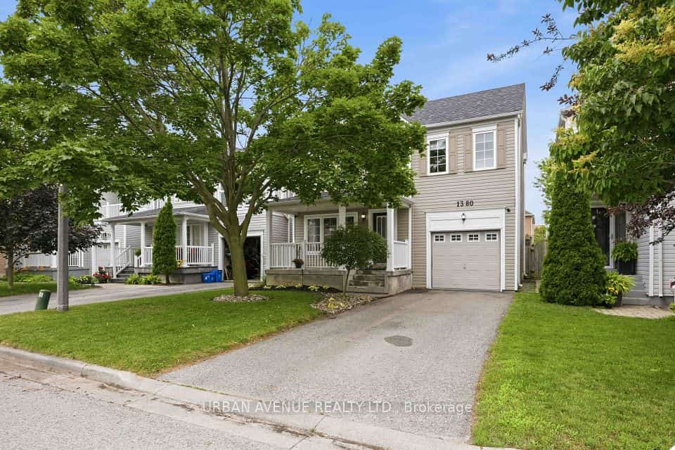 1380 Linstead Street, Oshawa, ON L1K 2V4