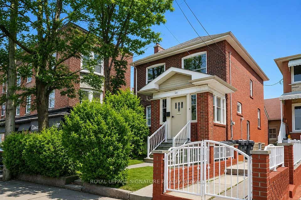 300 Concord Avenue, Toronto, ON M6H 2P6