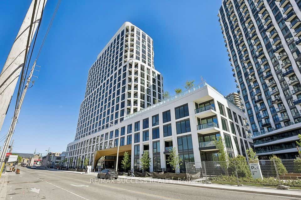 25 Cordova Avenue #904, Toronto, ON M9A 0E5