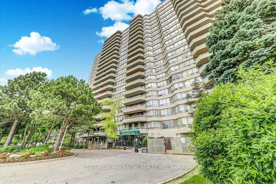 1 Greystone Walk Drive #2079, Toronto, ON M1K 5J3