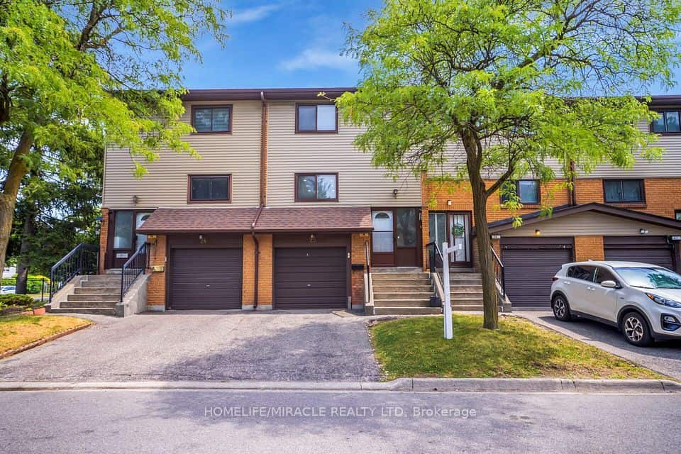 25 Carleton Place, Brampton