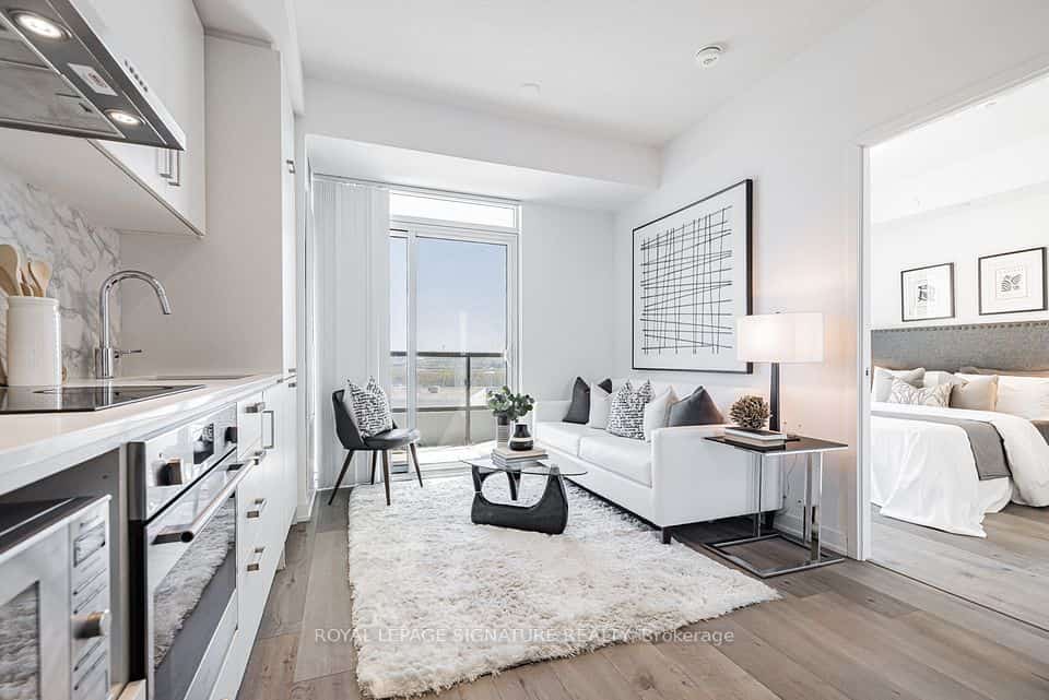 Mobilio Condos - South Tower, Vaughan