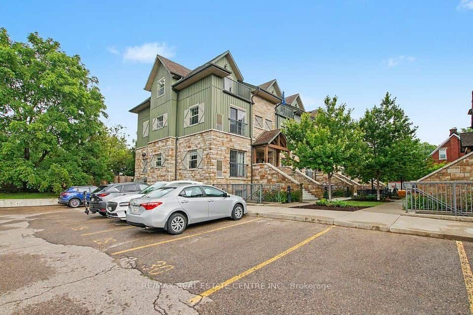 112 Union Street E, Waterloo, Waterloo