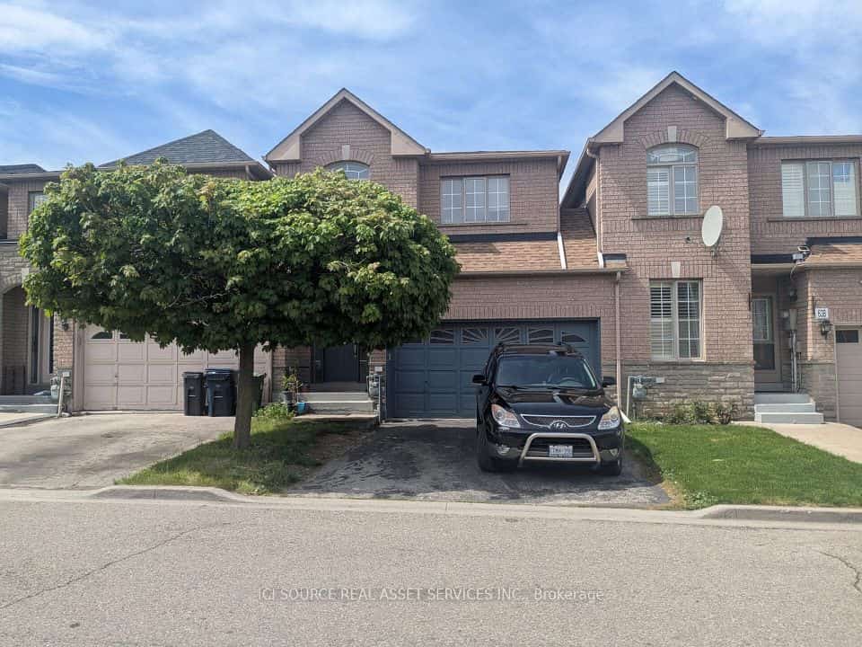 63C View Green Crescent, Toronto, ON M9W 7E1
