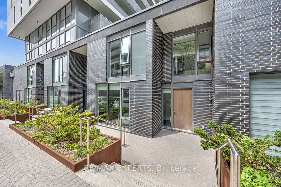 160 Flemington Road E #109, Toronto, ON M6A 0A9