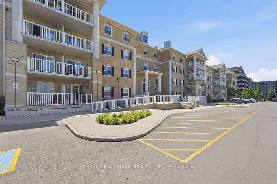 7428 Markham Road, Markham