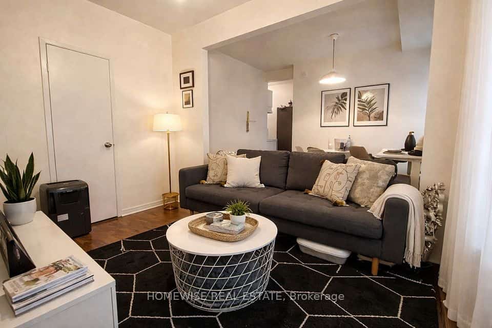 1 Triller Avenue #102, Toronto, ON M6K 3B7