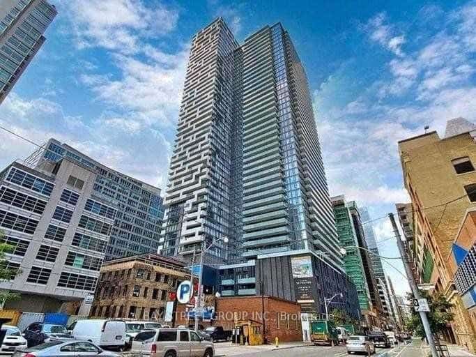 25 Richmond Street #804, Toronto, ON M5C 0A6