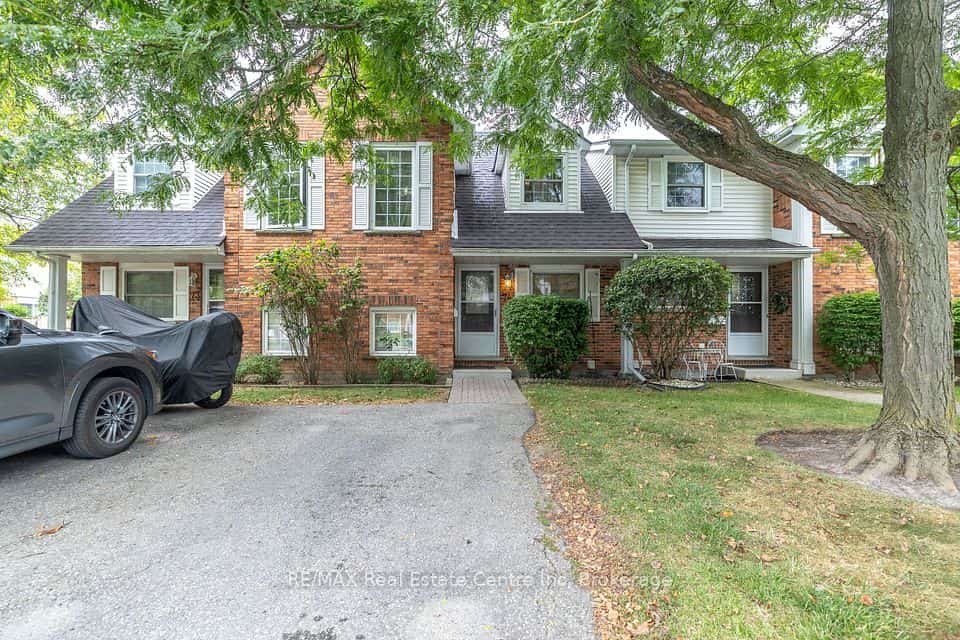 129 Victoria Road N #74, Guelph, ON N1E 6V4