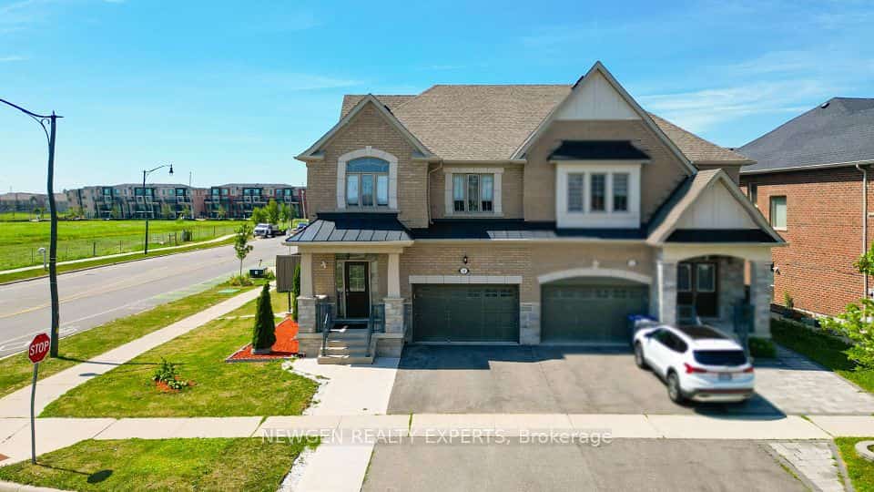 2 Rangemore Road, Brampton, ON L7A 4V8