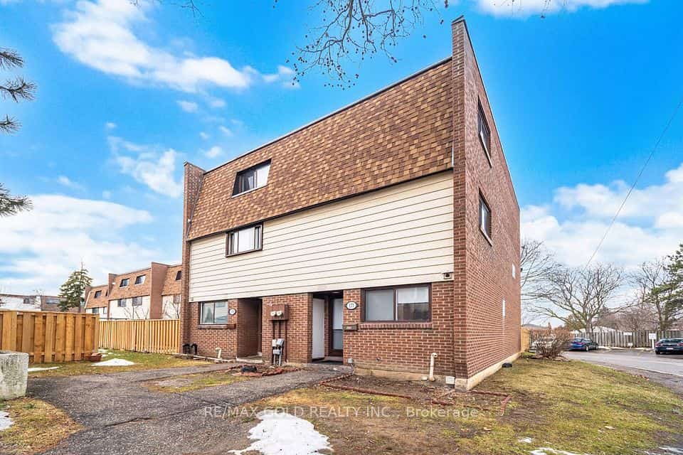 180 Mississauga Valley Boulevard #178, Mississauga, ON L5A 3M2