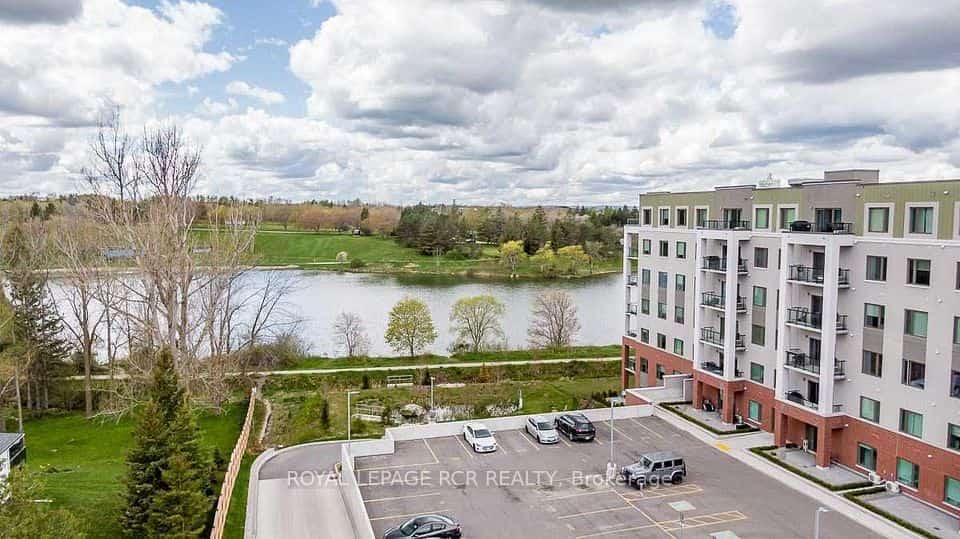64 Queen Street S #502, New Tecumseth, ON L0G 1W0
