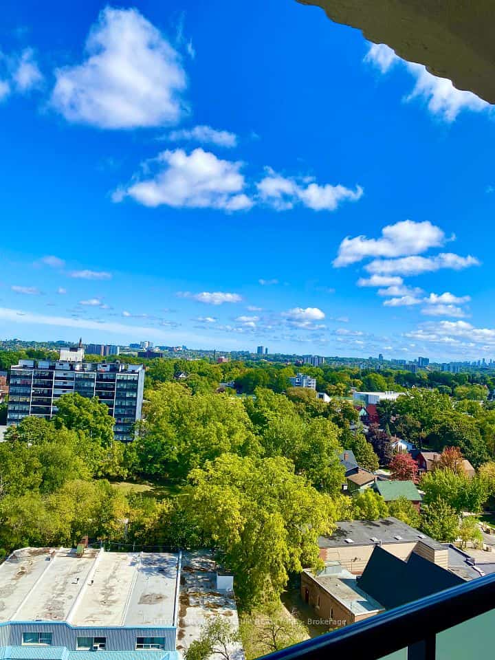 2130 Weston Road #PH2, Toronto, ON M9N 3R9