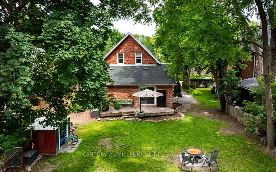 20 Alexander Street, New Tecumseth, ON L0G 1W0
