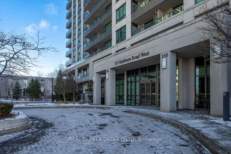 335 Rathburn Road W #312, Mississauga, ON L5B 0C8