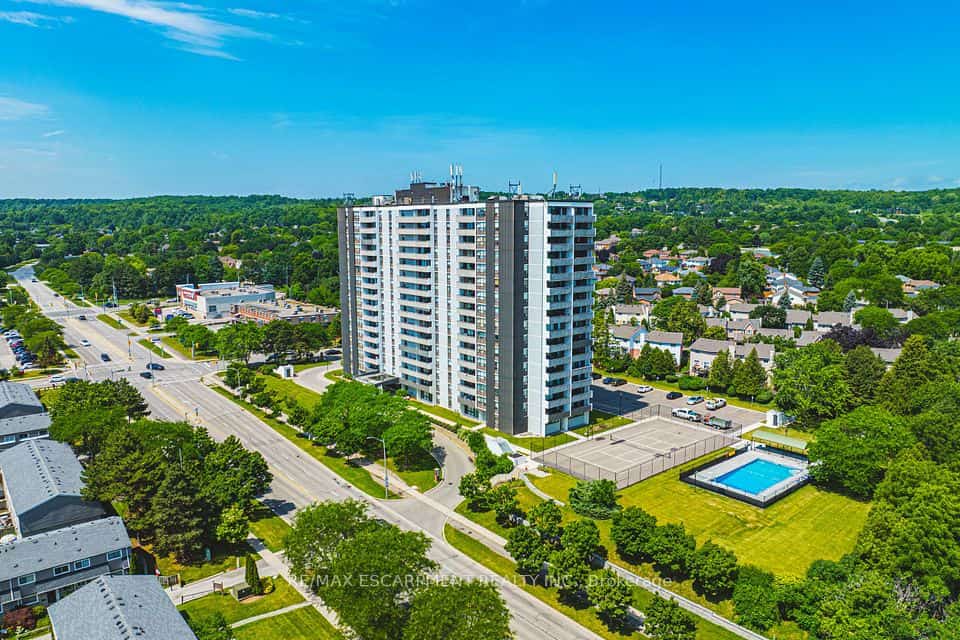 2055 Upper Middle Road, Burlington