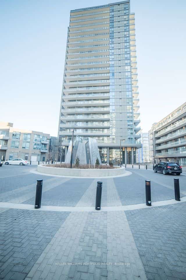 52 Forest Manor Road #626, Toronto, ON M2J 0E2