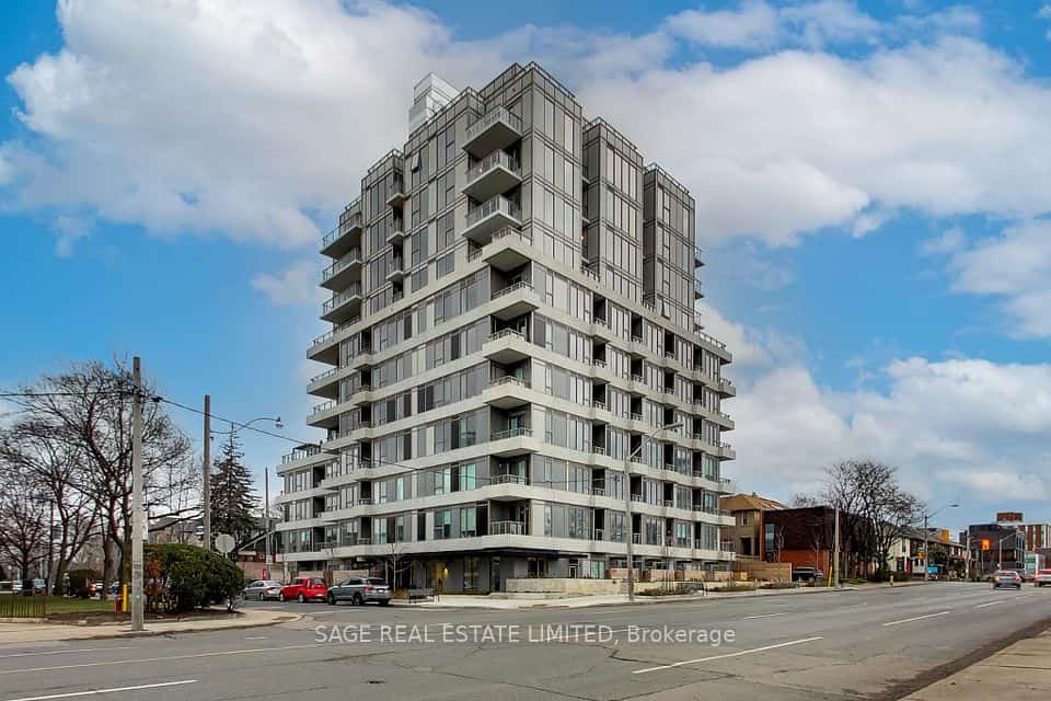 1 Cardiff Road #705, Toronto, ON M4P 0G2