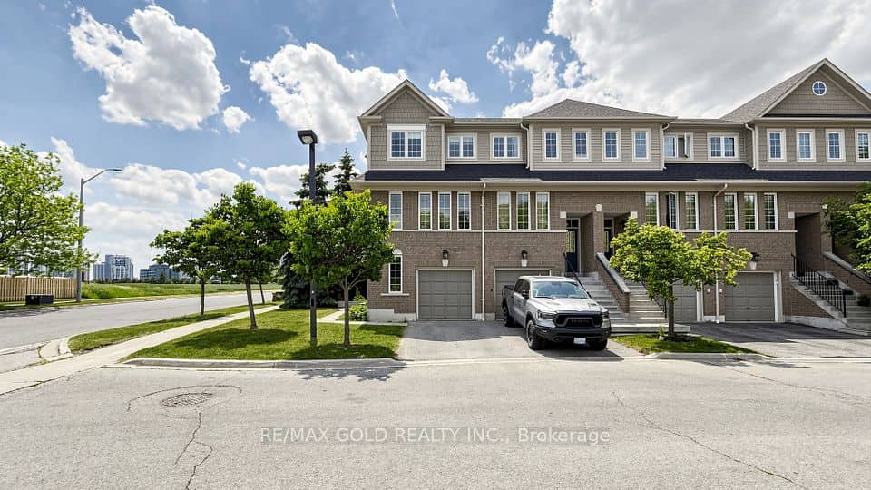 4950 Albina Way, Mississauga