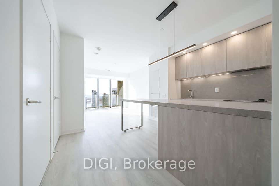 57 Spadina Avenue #3307, Toronto, ON M5V 0T9