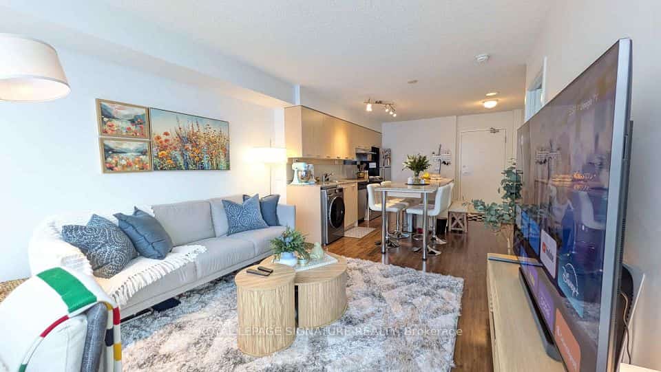 19 Singer Court #1212, Toronto, ON M2K 0B2