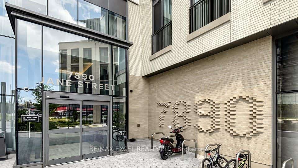 7890 Jane Street #1710, Vaughan, ON L4K 0K9