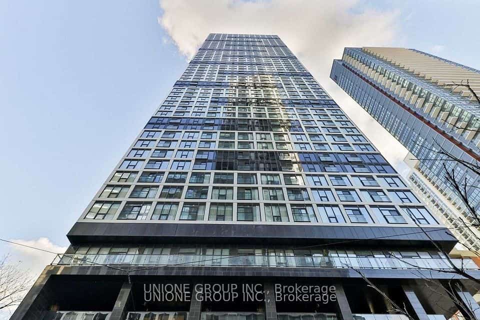 181 Dundas Street E #502, Toronto, ON M5A 0N5