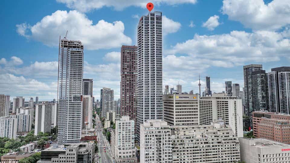 395 Bloor Street E #5502, Toronto, ON M4W 1H7