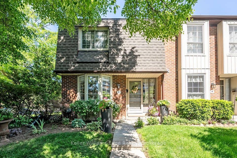 3021 Glencrest Road, Burlington