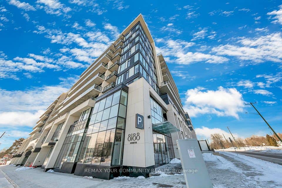 8188 NW Yonge Street, Vaughan