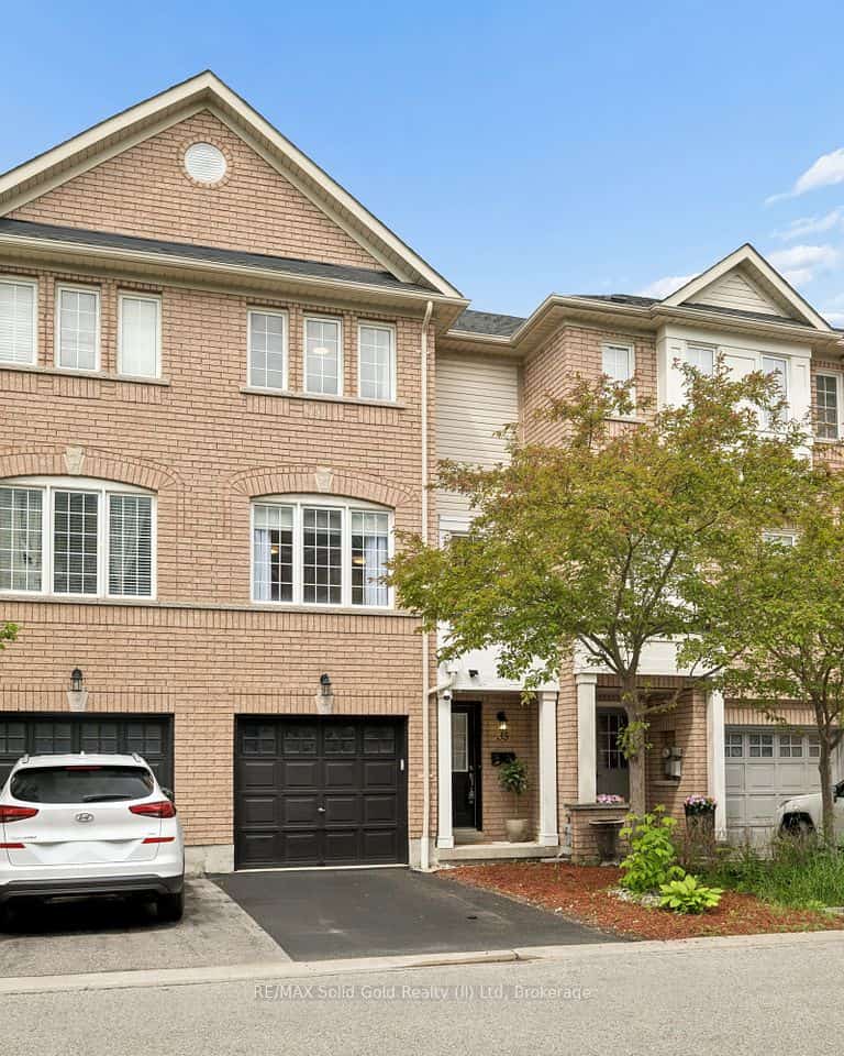1790 Finch Avenue #35, Pickering, ON L1V 0A1