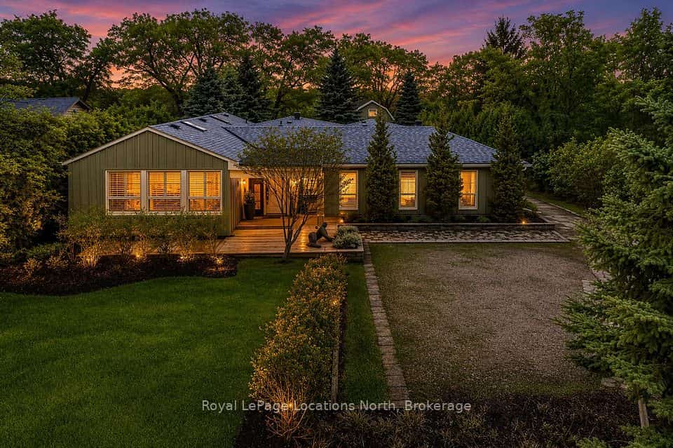 795853 Grey 19 Road, Collingwood, ON L9Y 3Y9
