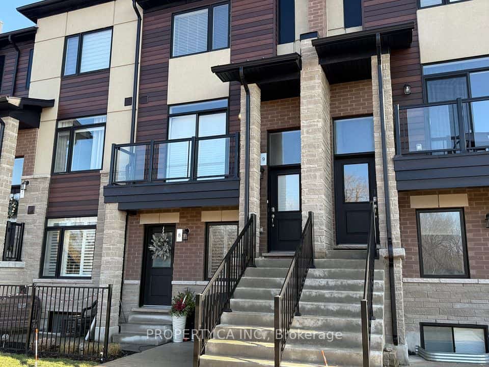 590 North Service Road #9, Hamilton, ON L8E 0K5