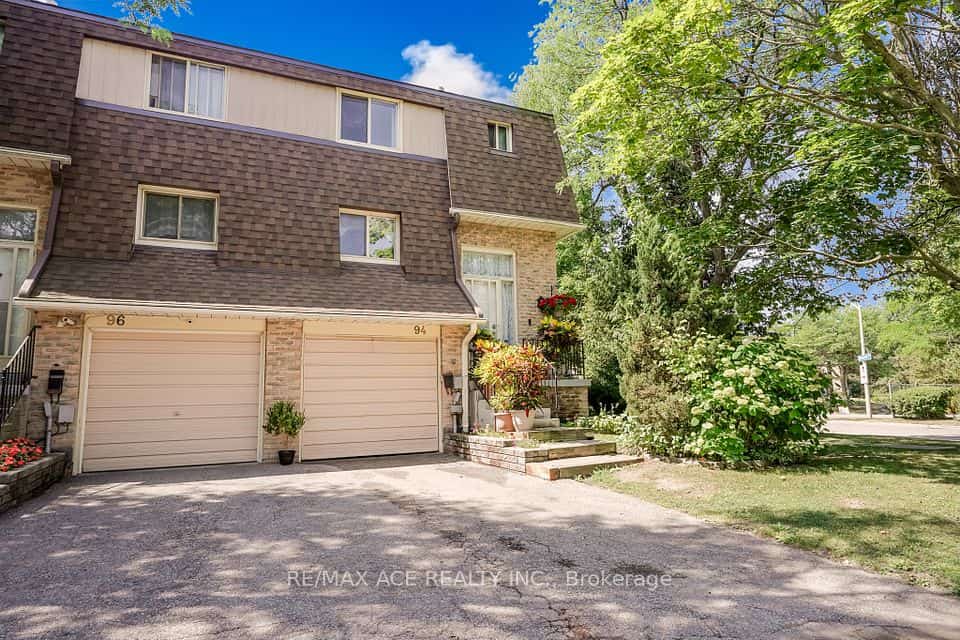 371 Orton Park Road #94, Toronto, ON M1G 3V1