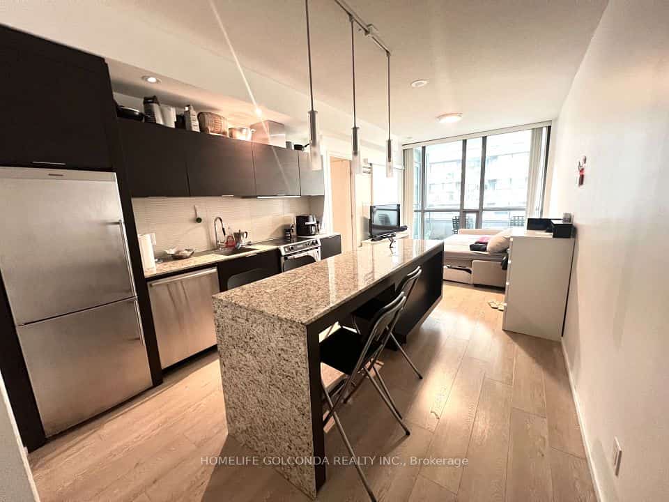 8 Charlotte Street #511, Toronto, ON M5V 0K4
