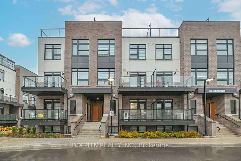 1589 Rose Way #106, Milton, ON L9E 1N4