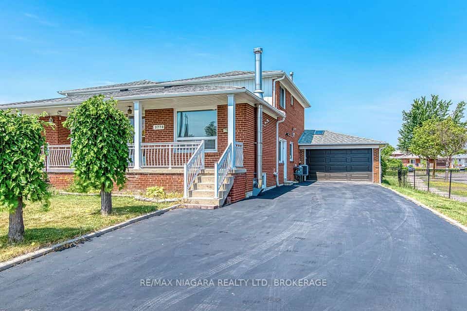 3778 Corliss Crescent, Mississauga, ON L4T 2Z5