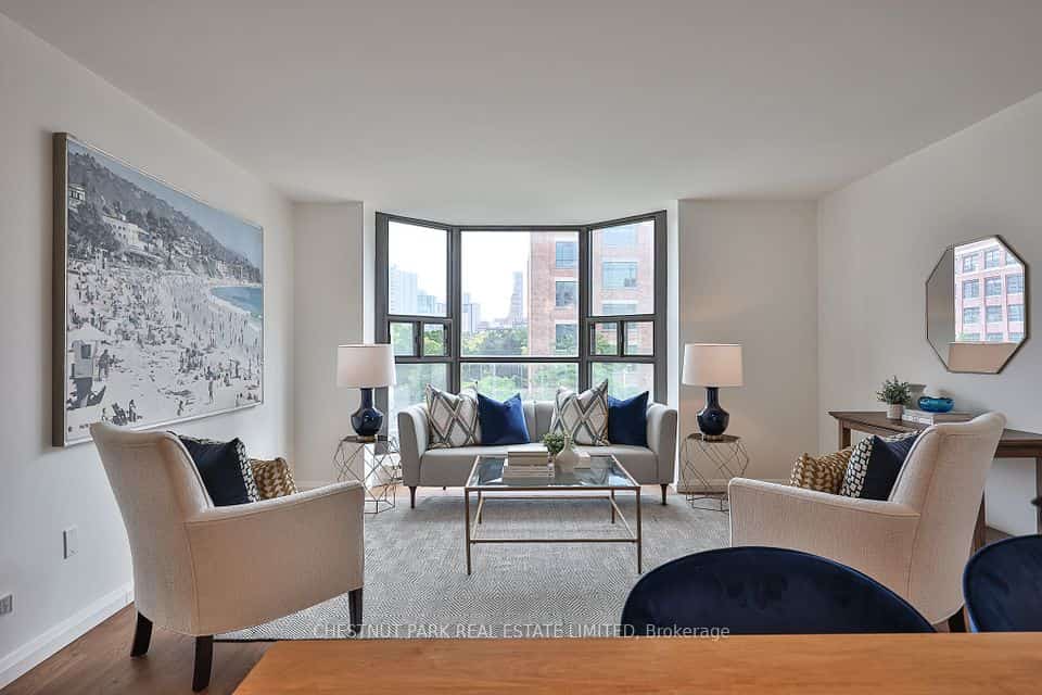 188 Spadina Avenue Condos, Toronto