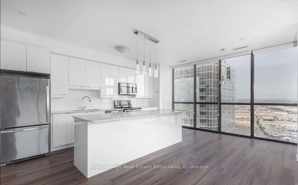 2910 Hwy 7 #3507, Vaughan, ON L4K 0H8