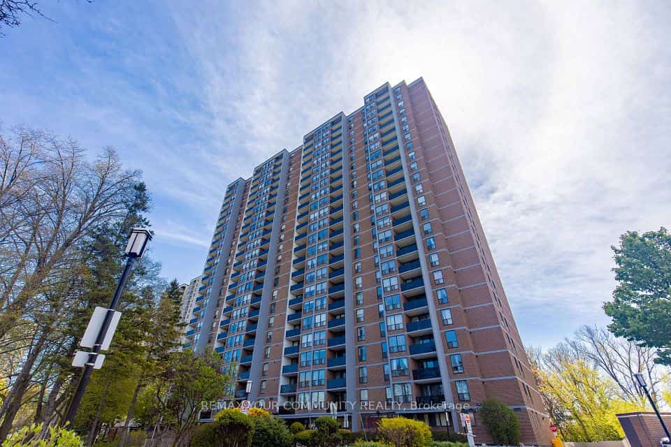 85 Emmett Avenue #708, Toronto, ON M6M 5A2