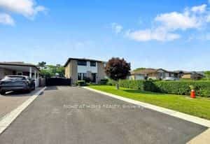 41 Flamingo Crescent, Brampton, ON L6T 2G6