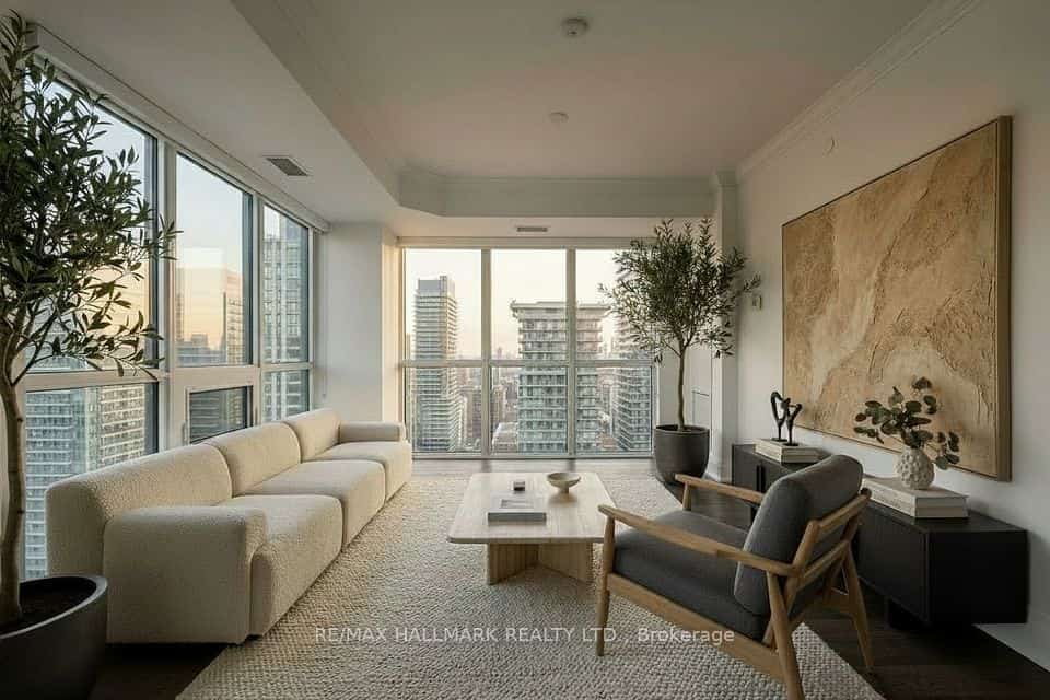 101 Erskine Avenue #2907, Toronto, ON M4P 1Y5