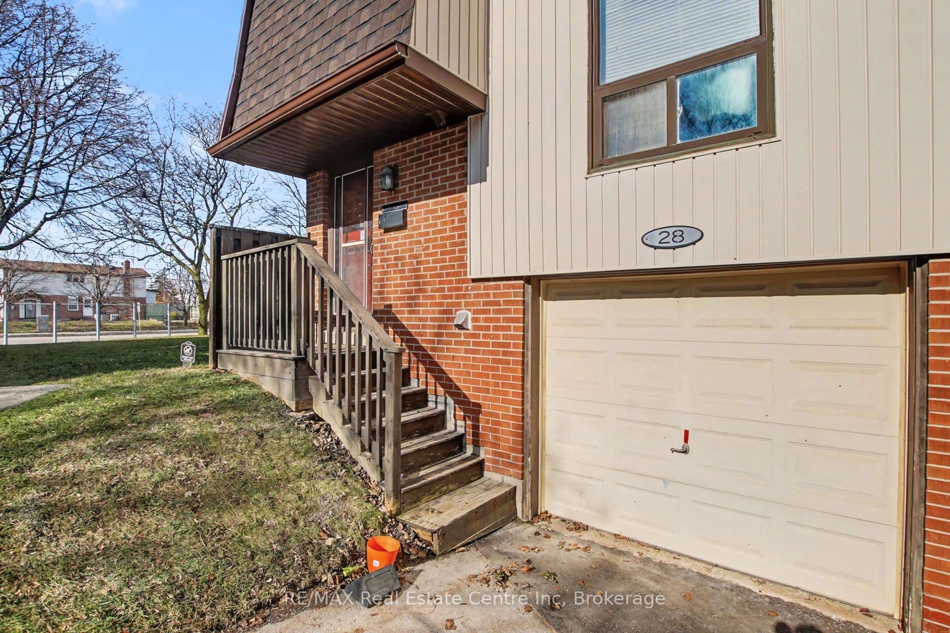 481 Pitfield Road #28, Milton, ON L9T 3J5