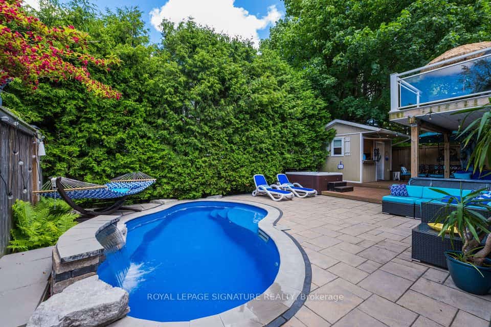 361 Dyson Road, Pickering, ON L1W 2N2