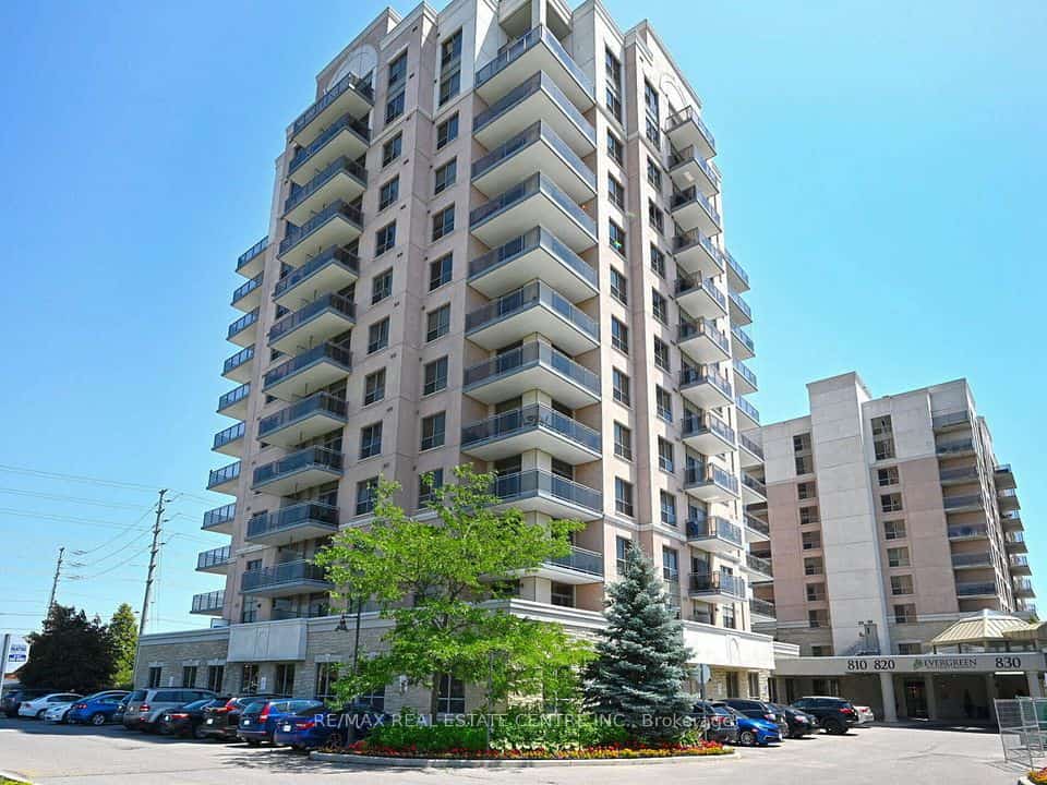 810 Scollard Court #309, Mississauga, ON L5V 0A4
