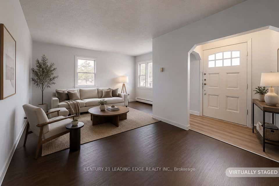 277 Gibbons Street, Oshawa, ON L1J 4Y5